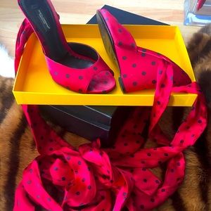 Women shoes Dolce Gabana size6